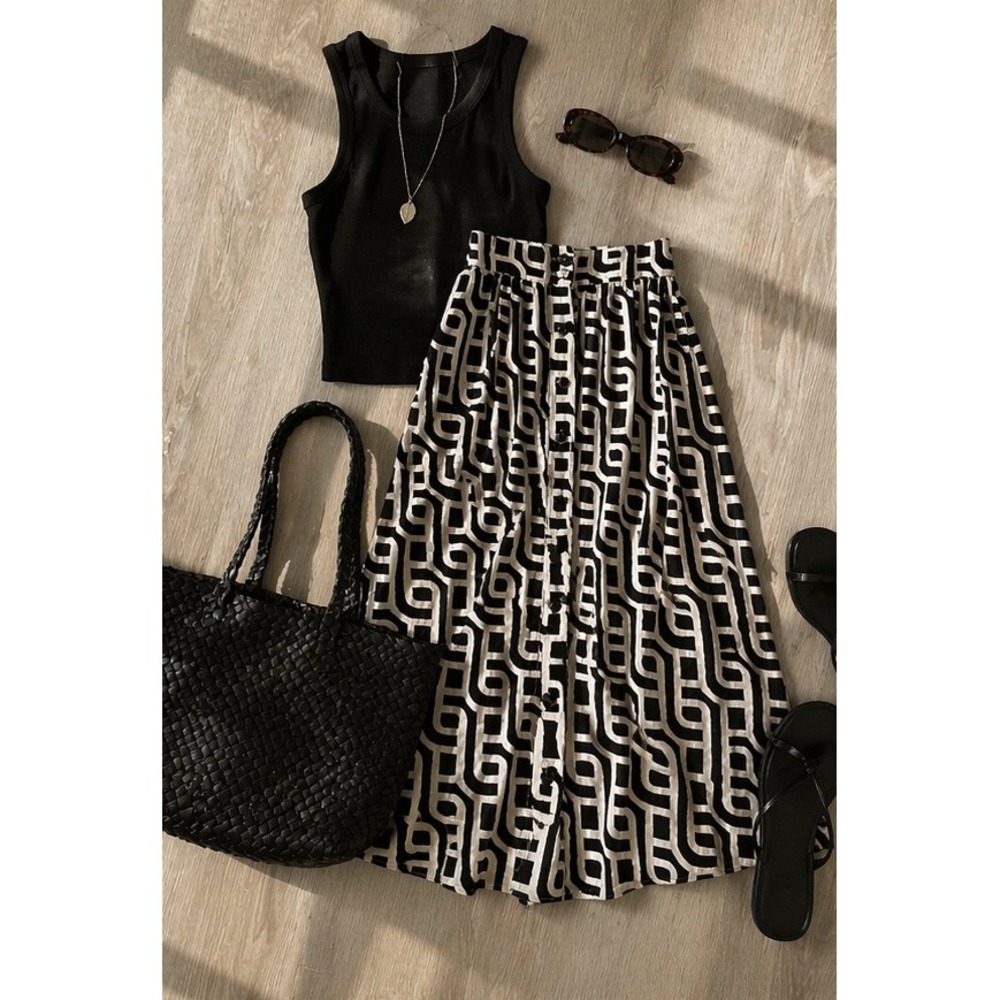 Black and White Geometric Print Maxi Skirt Button Front High Waist Y2K